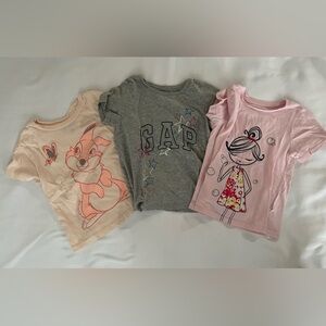 GAP Gray T-Shirt with Stars and Pink Accents